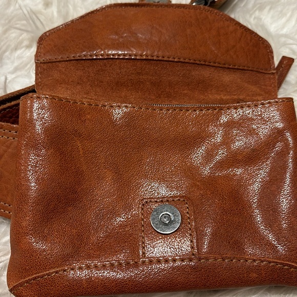 Spikes and Sparrow leather crossbody waist purse bag - Picture 5 of 11